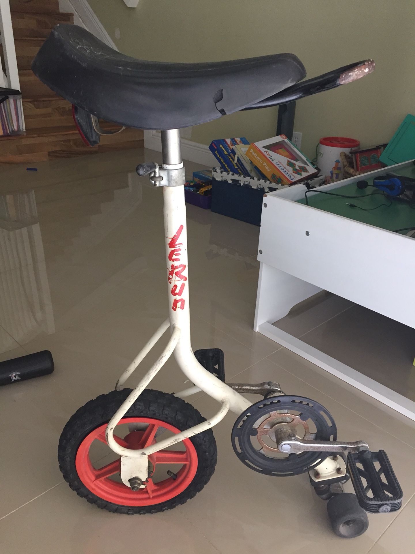Lerun Skatebike Unicycle MTV