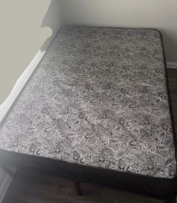 MATTRESS / Metal frame set