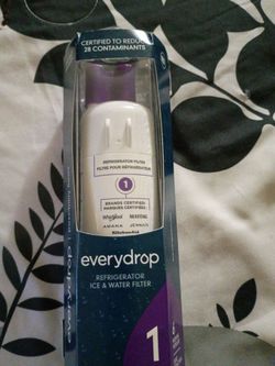 Refrigerator ice and water filter