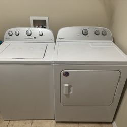 Whirlpool Washer And Dryer Set