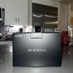 Fujifilm X100VI (Silver)