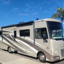 2015 Itasca Sunstar 30T Class A Motorhome RV