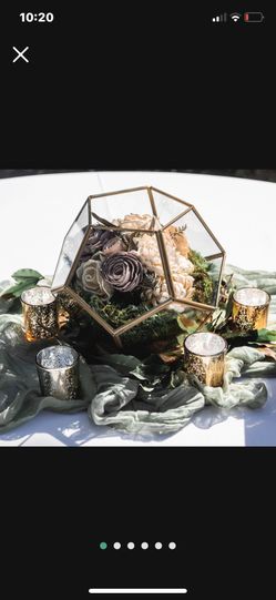Beautiful Glass Terrarium Flower Centerpieces