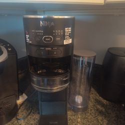 Ninja Thirsti Sparkling Drink System!
