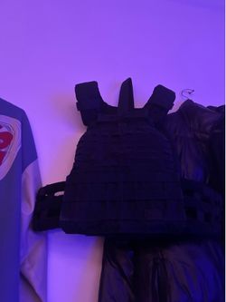 Bullet proof vest with plate