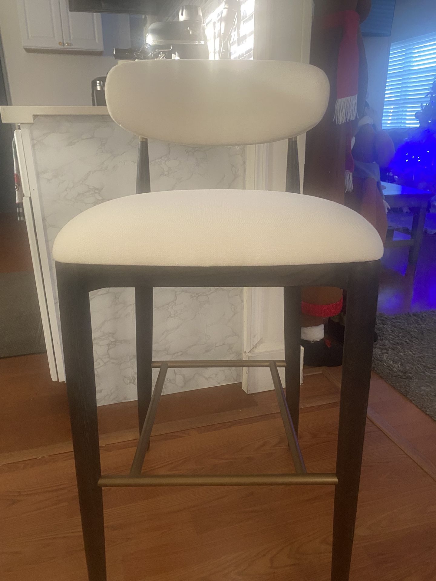 Luxury Counter Top Stool