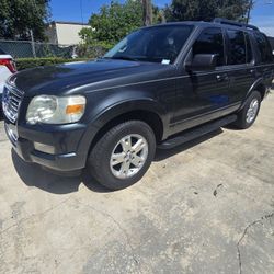 2010 Ford Explorer