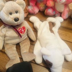 Lot Of Beanie Babies And TY Beanie Babies 