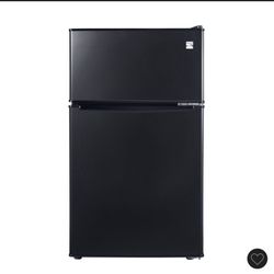 Kenmoore Refrigerator 3.1 Cubic