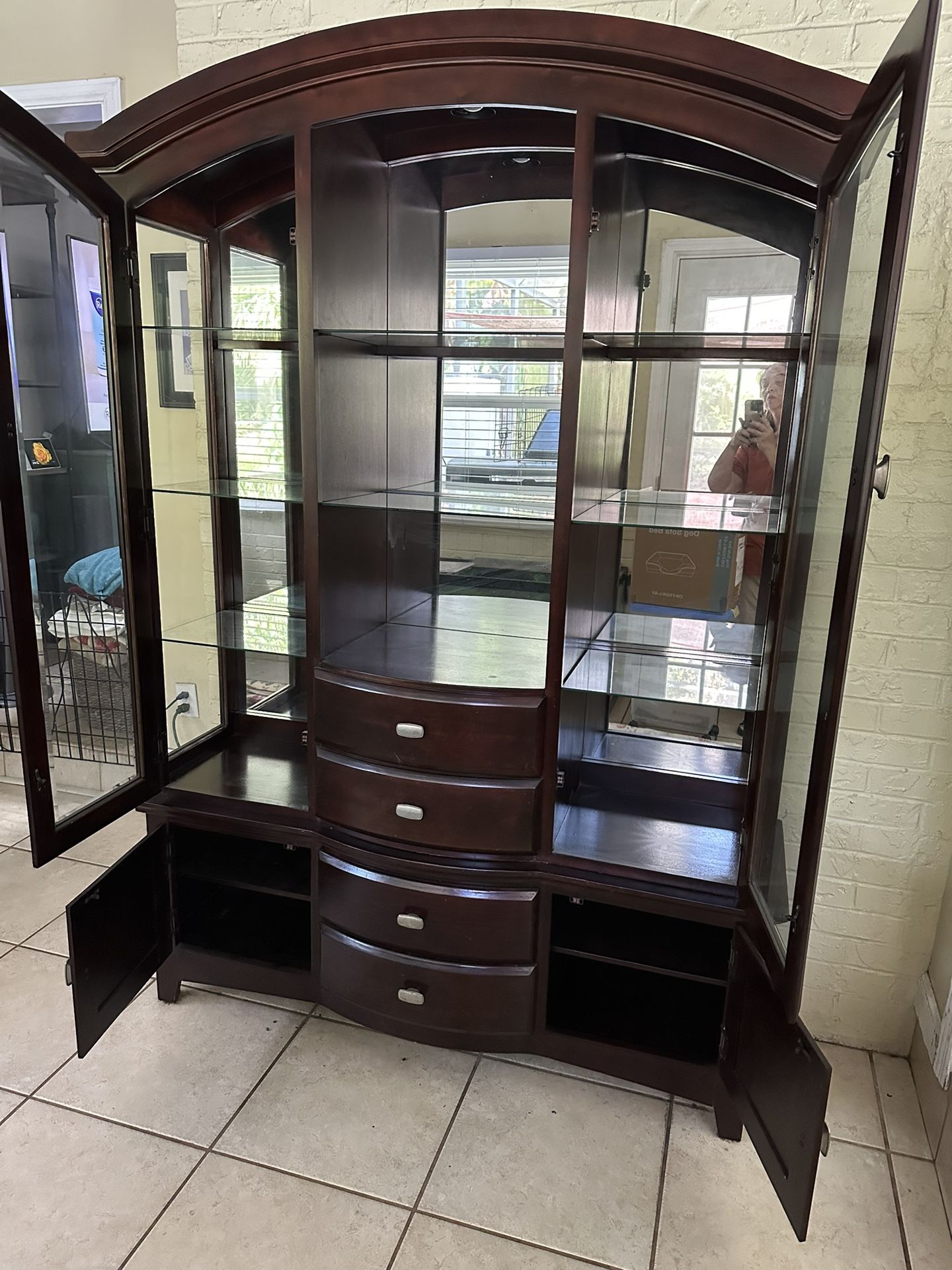Arched Display/china Cabinet