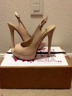 Beige heels
