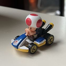 Toad in Standard Kart Mario Kart Hot Wheels Diecast Car Loose