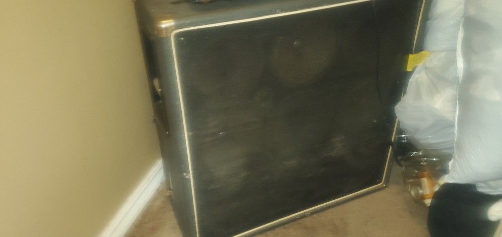vintage traynor 150 watt speaker cabinet