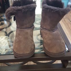 GIRLS UGG SIZE1 BROWN