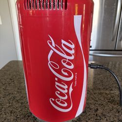 coca cola mini fridge
