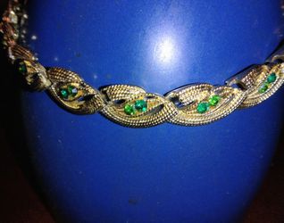 WOMENS GOLD / EMERALD FASHION JEWELRY  NECKLACE