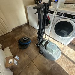 Advance Ultra 2.0 Floor Scrubber 