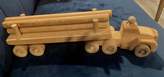 Vintage Oregon Wooden Toy Company Flatbed Logging Truck