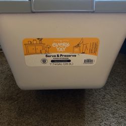 Pet Food Storage Bin