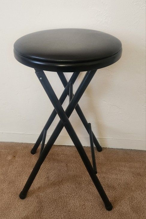 Black Vinyl Cushioned Folding Stool