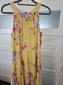 Tommy Hilfiger Floral Maxi Dress – Size 4