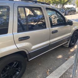 2004 Jeep Grand Cherokee