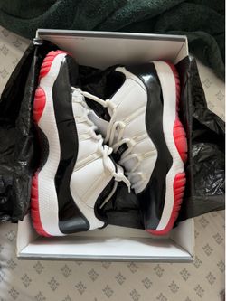 Jordan 11 low bred