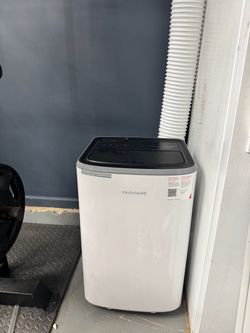 Portable air conditioner
