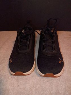 Women's Tennis Shoes