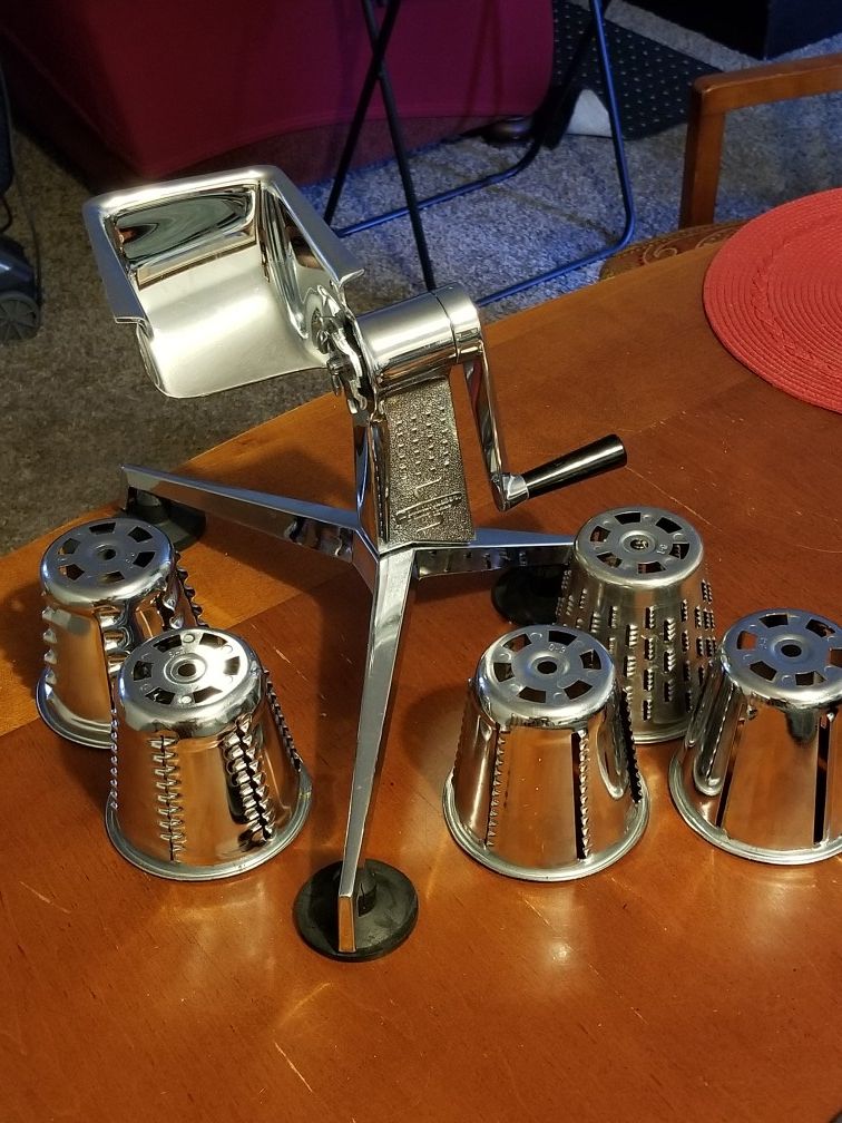 Saladmaster Stainless Steel Food Processor/Grinder/Shredder with 5