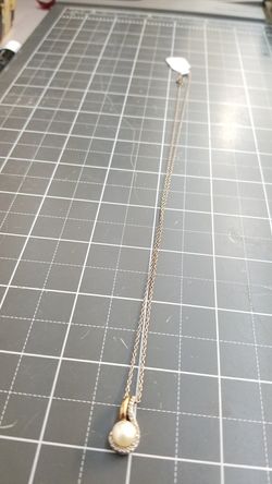 Silver chain with charm 18"