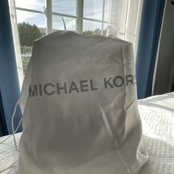 Michael KORS BAG BRAND NEW