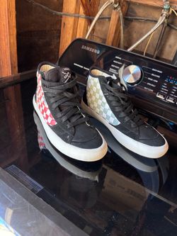 Women’s Shoes – Size 7