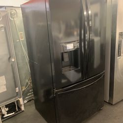 Kenmore Refrigerator 