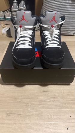 Black metallic 5s size 13