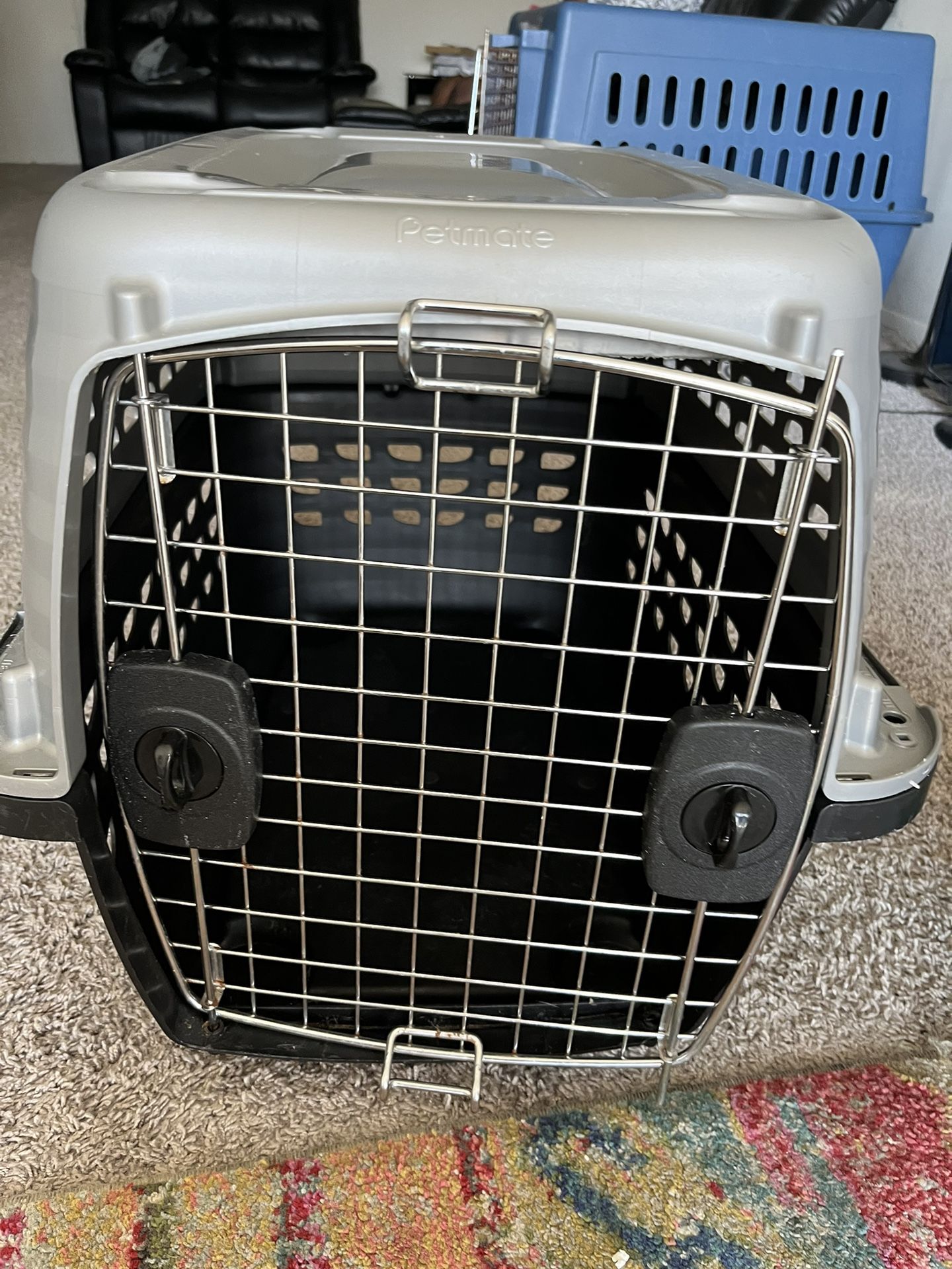 PetsMate Dog Crate (20.0”L x 19W” x 28.0”H)