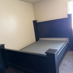 Queen Size Bed 