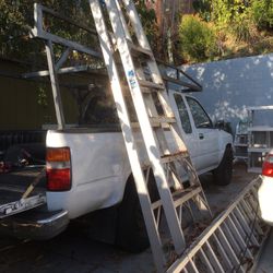 LADDERS 8 Feet Strong