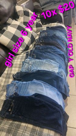 Girl pants size 6 YEAR OLD NAVY  AND GAP AND MORE  10 PICES FOR $20