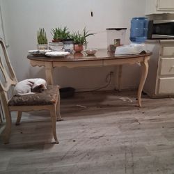 ONLY 💲89 DLLS ETHAN ALLEN DINING ROOM TABLE AND CHAIRS 💲89 