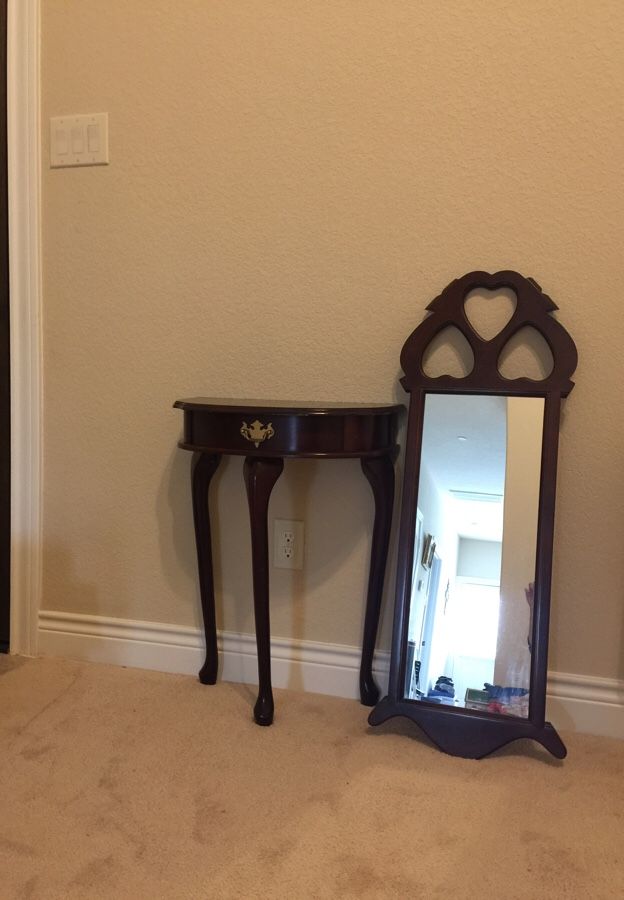 Entry way table and mirror