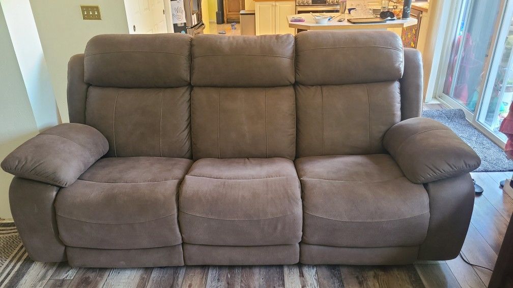 0 Gravity Recliner Couch