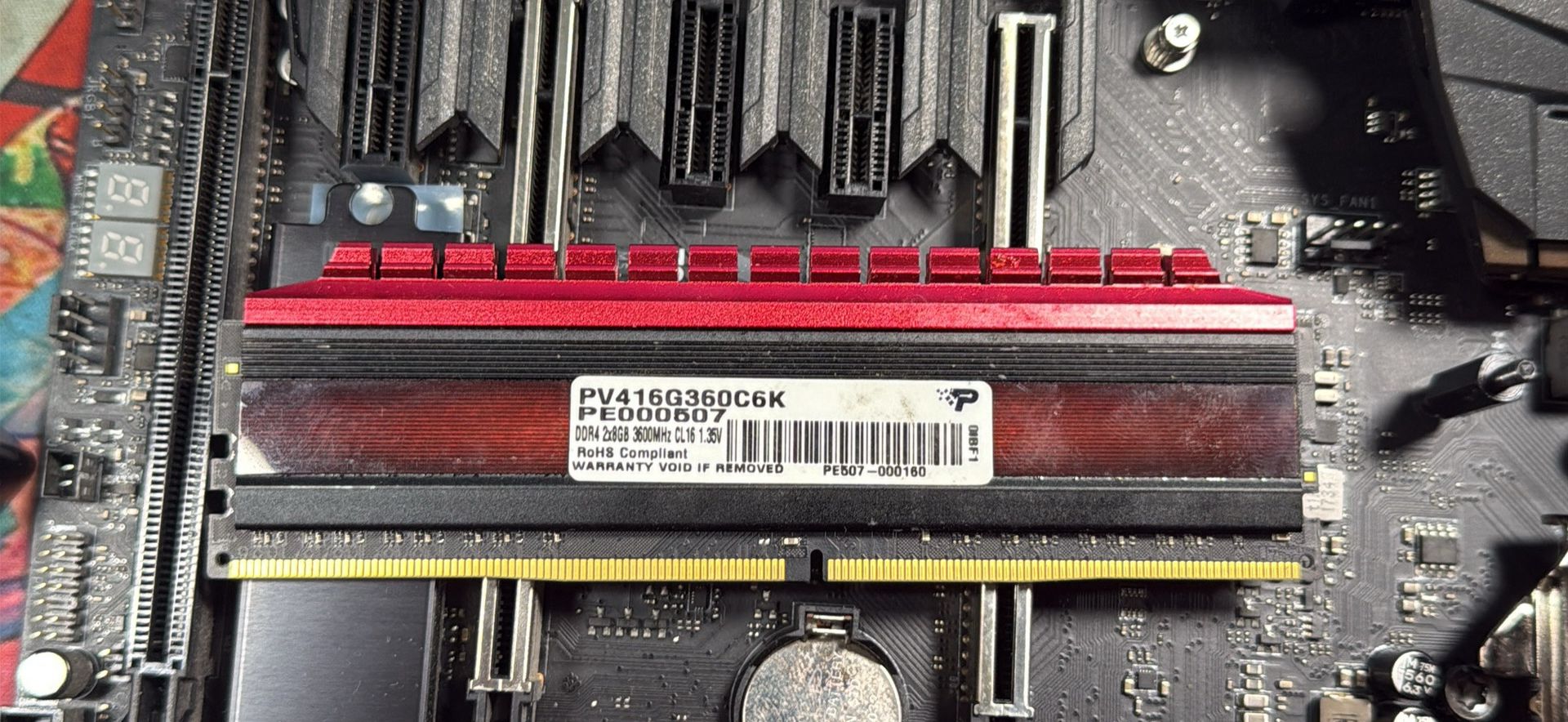 x2 8gb ram (16gb Total)