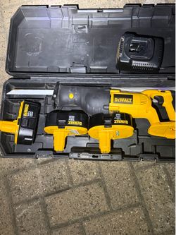 Dewalt reciprocating Saw XRP Heavy duty