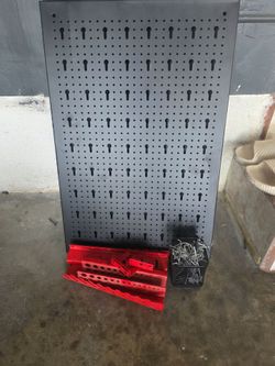 Wall too organizer