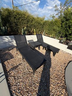 Pool beds