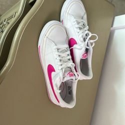 Nike Gym Shoes