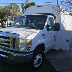 2016 ford E350