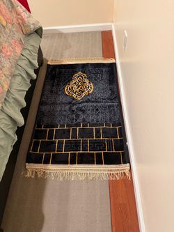 Black Velvet Islamic Prayer Rug with Gold Medallion
