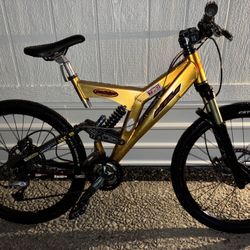 IRON HORSE SGS TEAM Mountain Bike